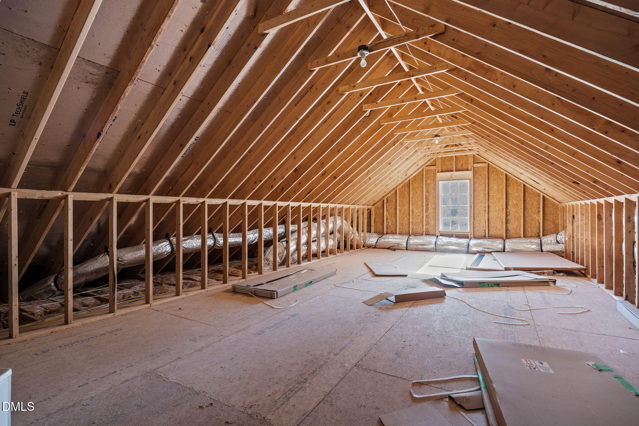 630 Daniels Street Raleigh, NC 27605 - Photo 31 of 34 a room with gym equipment