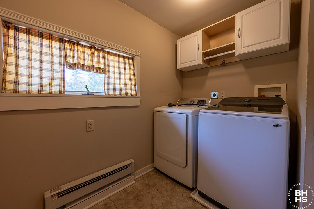 126 Redmond Road Westport, NY 12993 - Photo 22 of 31 ChaletInWestport_Laundry