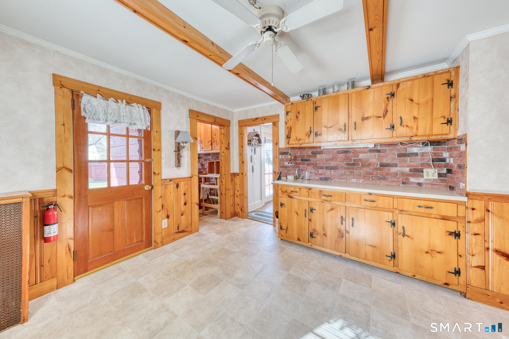 96 Washington Street Manchester, CT 06042 - Photo 19 of 39