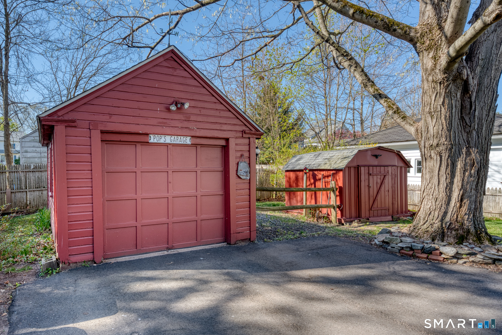 96 Washington Street Manchester, CT 06042 - Photo 4 of 39