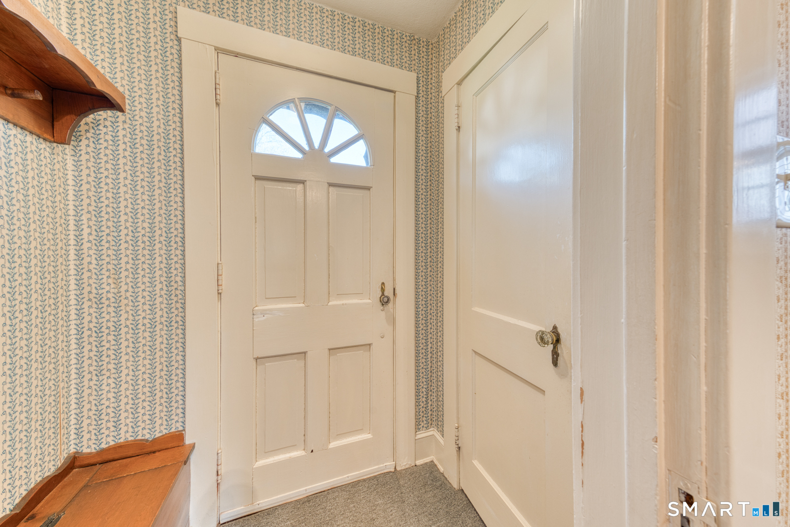 96 Washington Street Manchester, CT 06042 - Photo 8 of 39