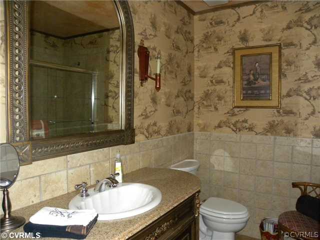 7620 Shooters Run Road New Kent, VA 23124 - Photo 14 of 24 Other - 3rd Full Bath with ceramic, granite vanity