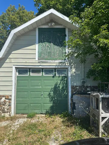 $199,000 | 497 Lake Rd Street, St. Albans, VT 05478