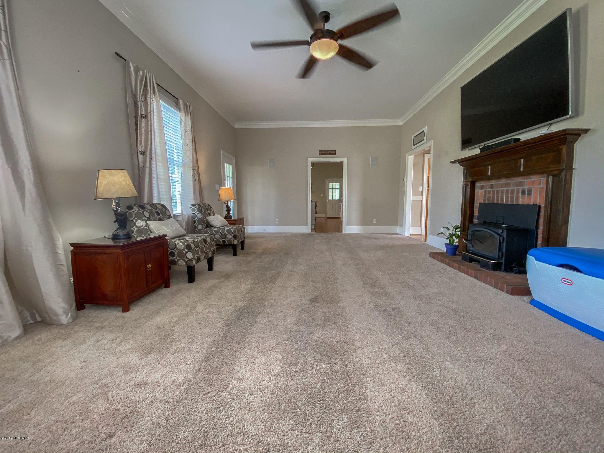 896 Pole Pocosin Road Pollocksville, NC 28573 - Photo 28 of 92 Family room