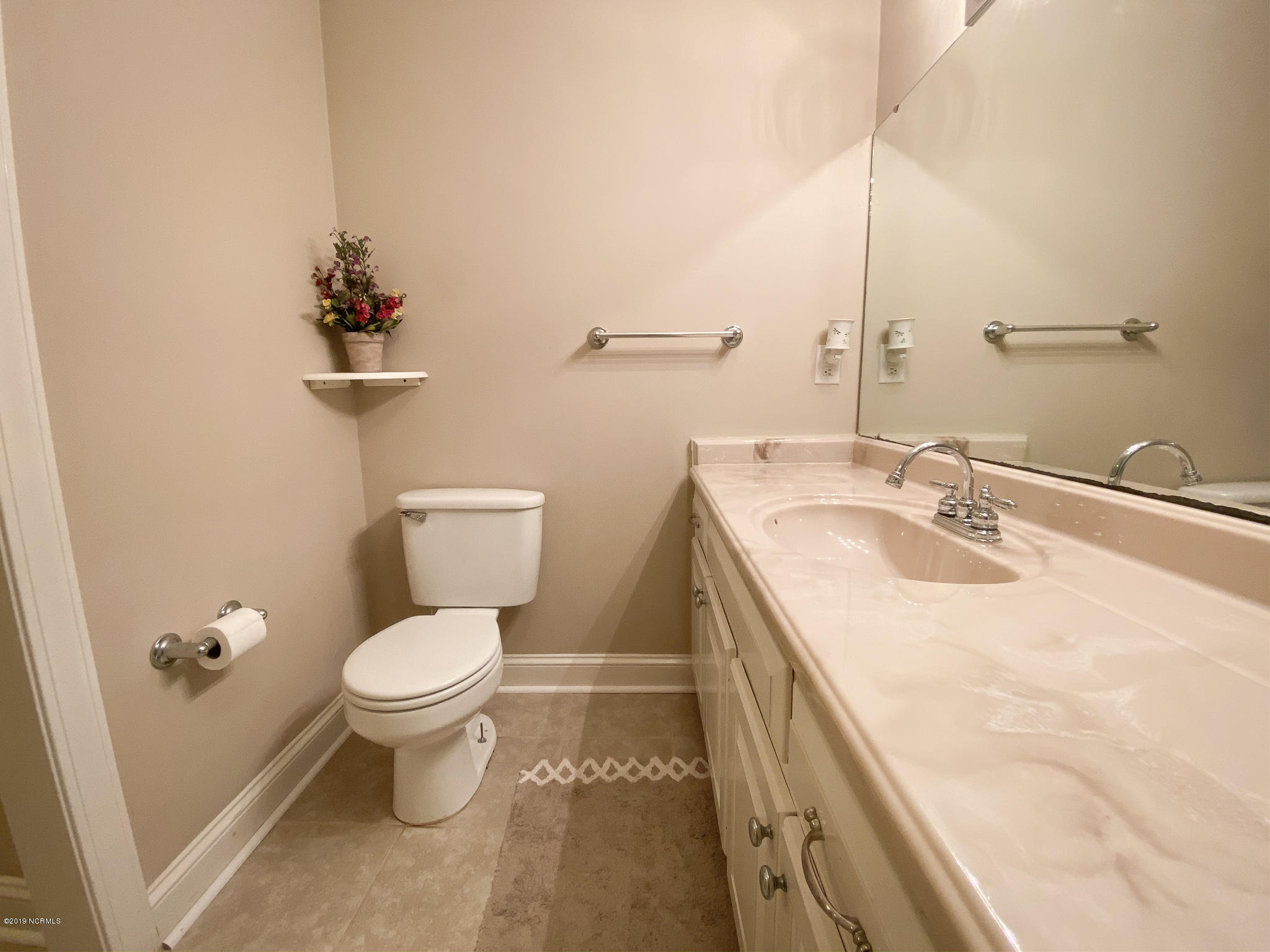 896 Pole Pocosin Road Pollocksville, NC 28573 - Photo 68 of 92 2nd floor hall bath