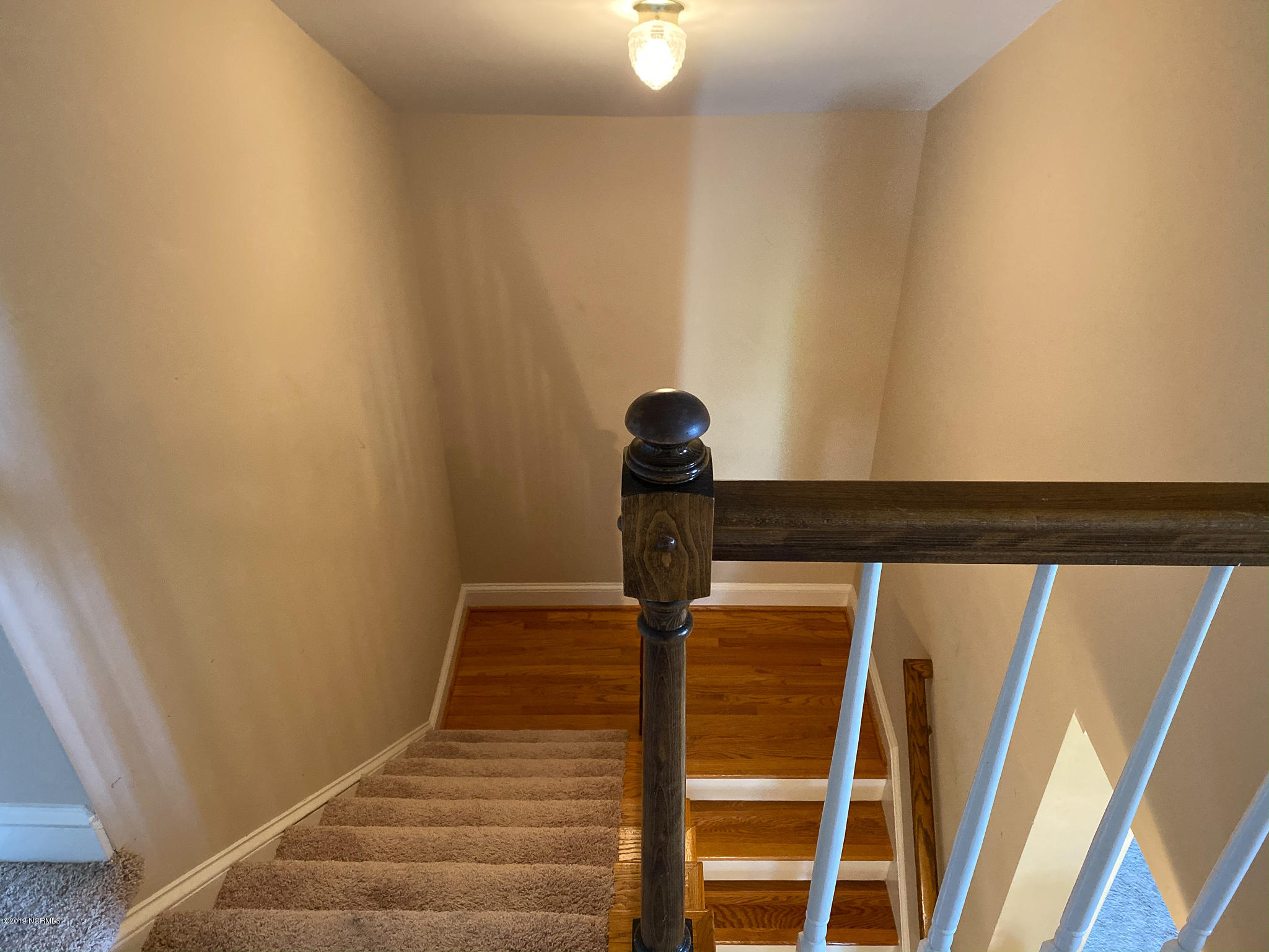 896 Pole Pocosin Road Pollocksville, NC 28573 - Photo 74 of 92 3rd floor staircase