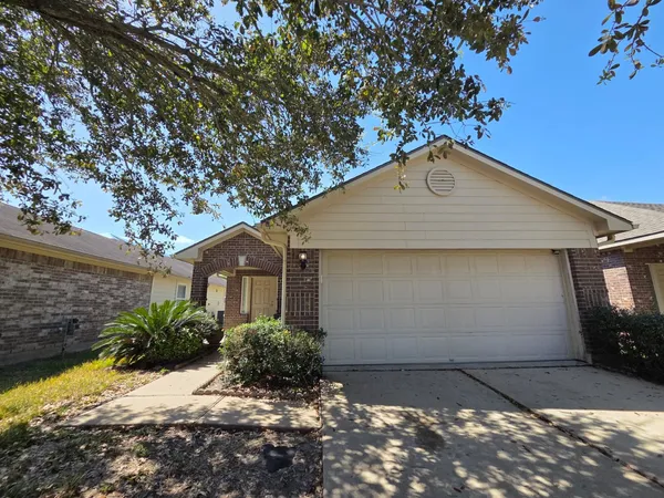 $1,900 | 13130 Majestic Pl Court, Houston, TX 77047