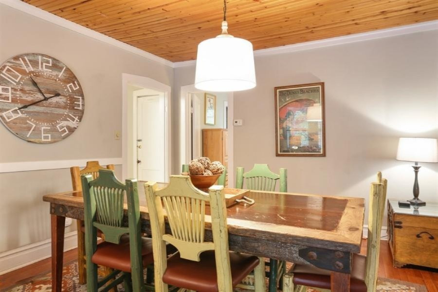 16070 Lakeshore Road Union Pier, MI 49129 - Photo 12 of 49 Dining Table