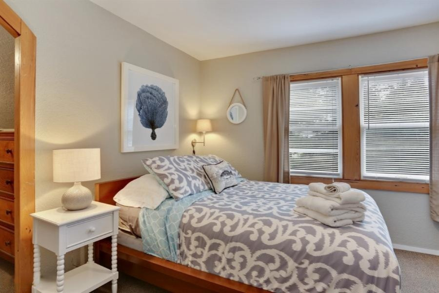 16070 Lakeshore Road Union Pier, MI 49129 - Photo 15 of 49 Upstairs 3rd Bedroom