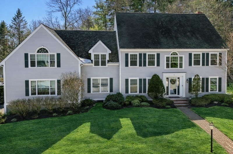 11 Thaxton Road Beverly, MA 01915 - Photo 1 of 41