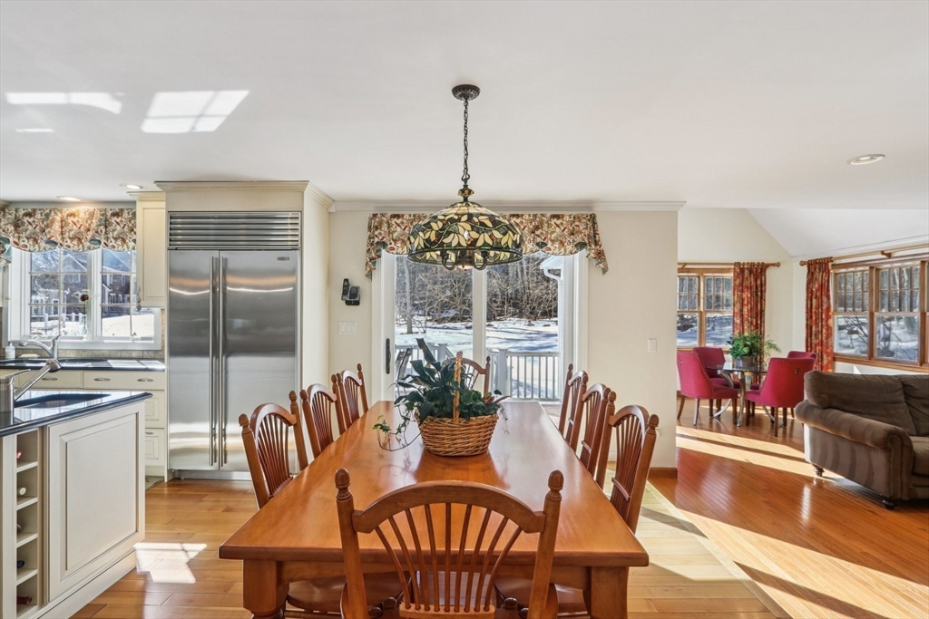 11 Thaxton Road Beverly, MA 01915 - Photo 15 of 40