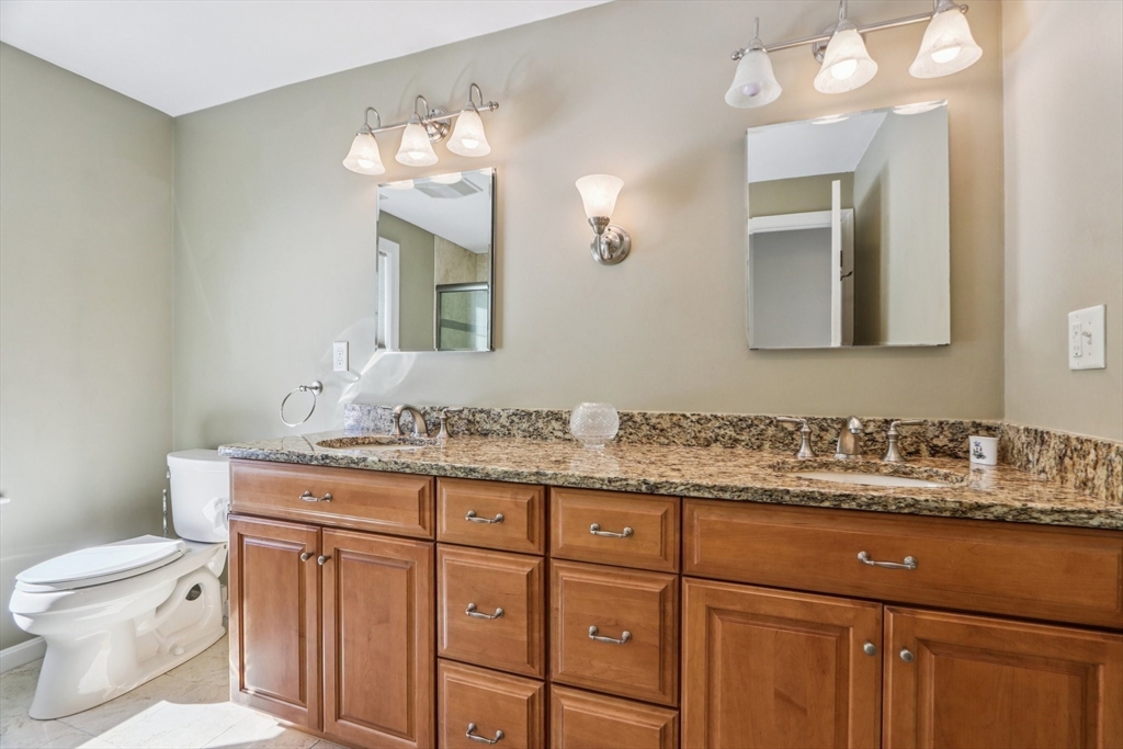 11 Thaxton Road Beverly, MA 01915 - Photo 19 of 41