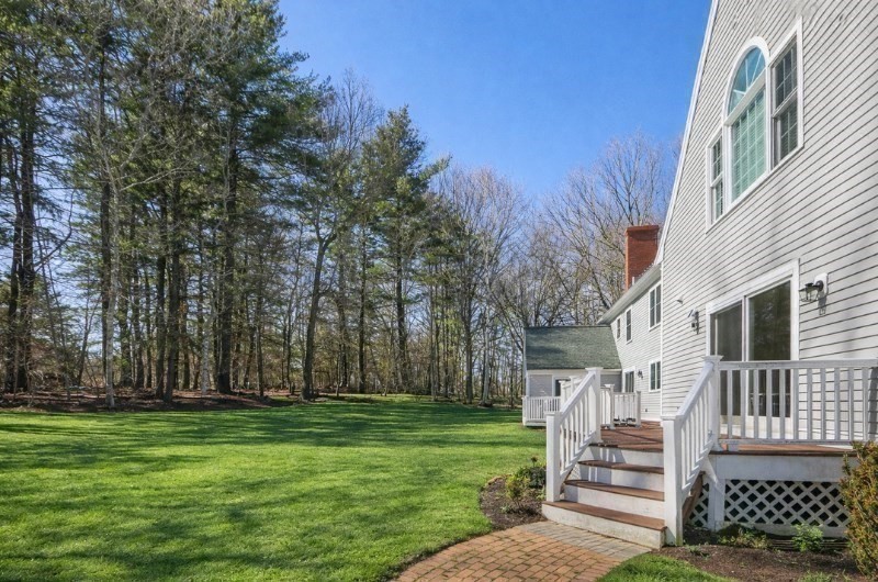 11 Thaxton Road Beverly, MA 01915 - Photo 33 of 40