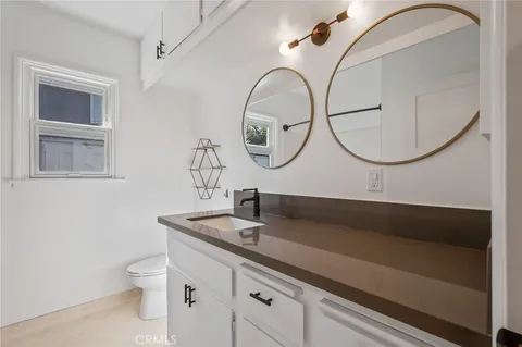 $4,800 | 2201 Manzanita Lane, Manhattan Beach, CA 90266