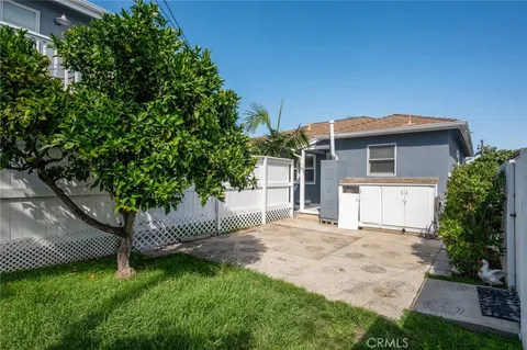 $4,800 | 2201 Manzanita Lane, Manhattan Beach, CA 90266