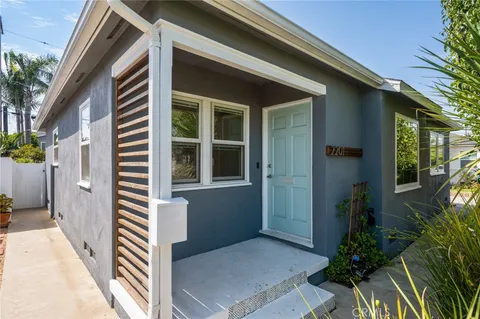 $4,800 | 2201 Manzanita Lane, Manhattan Beach, CA 90266