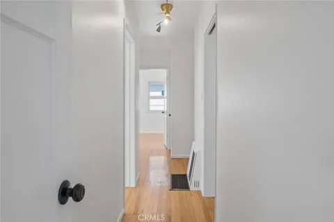 $4,800 | 2201 Manzanita Lane, Manhattan Beach, CA 90266