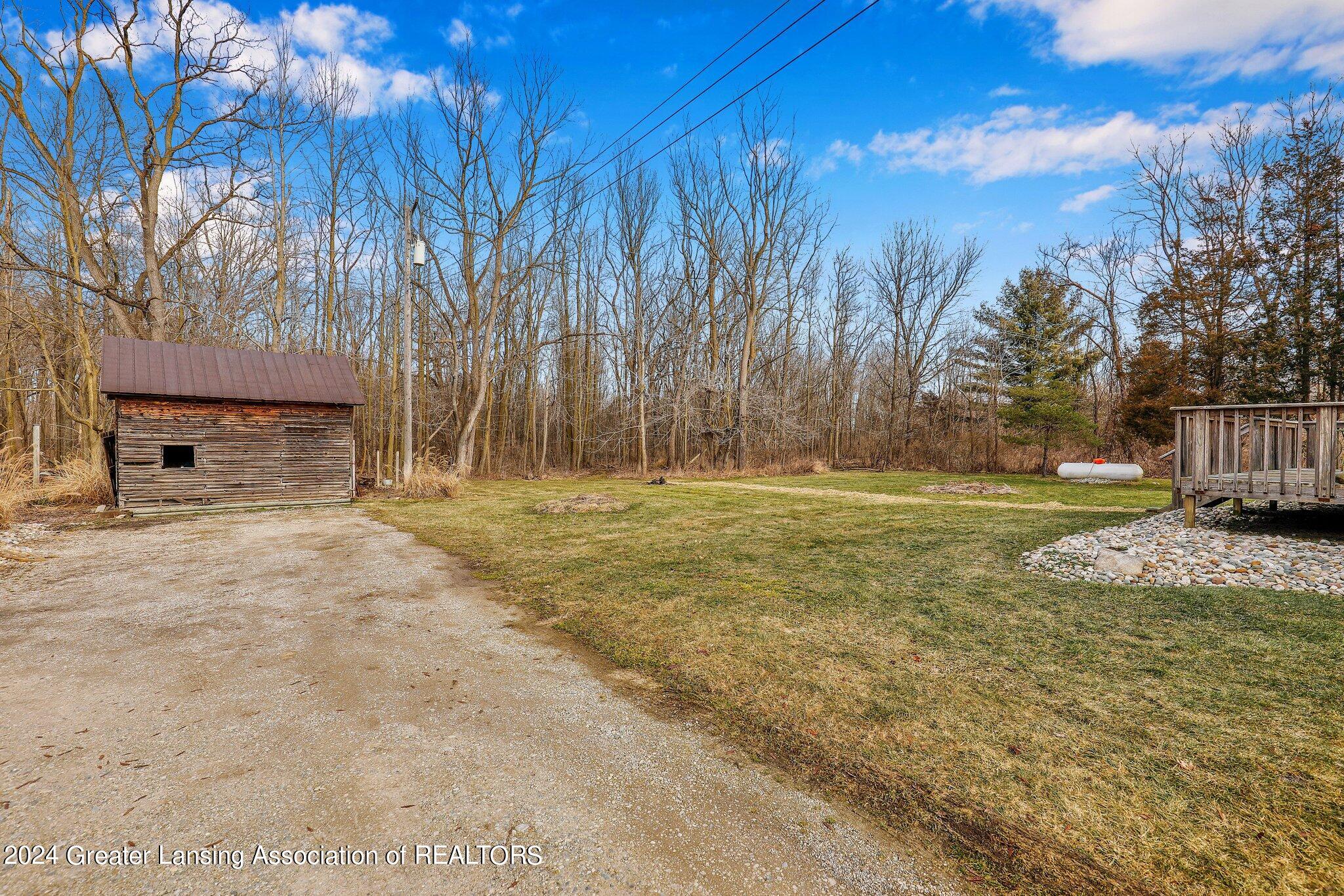 811 Holt Road Williamston, MI 48895 - Photo 9 of 38 30-web-or-mls-Open Ended Media-30