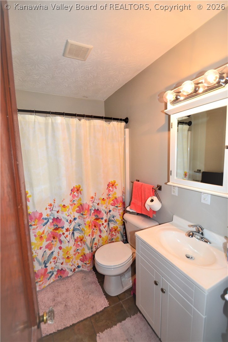 1120 Spruce Road Charleston, WV 25314 - Photo 13 of 26 Gallery Image 13