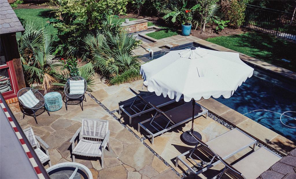 5301 West Mockingbird Lane Dallas, TX 75209 - Photo 16 of 35 an outdoor space with seating