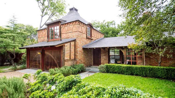 $18,000 | 5301 West Mockingbird Lane, Dallas, TX 75209