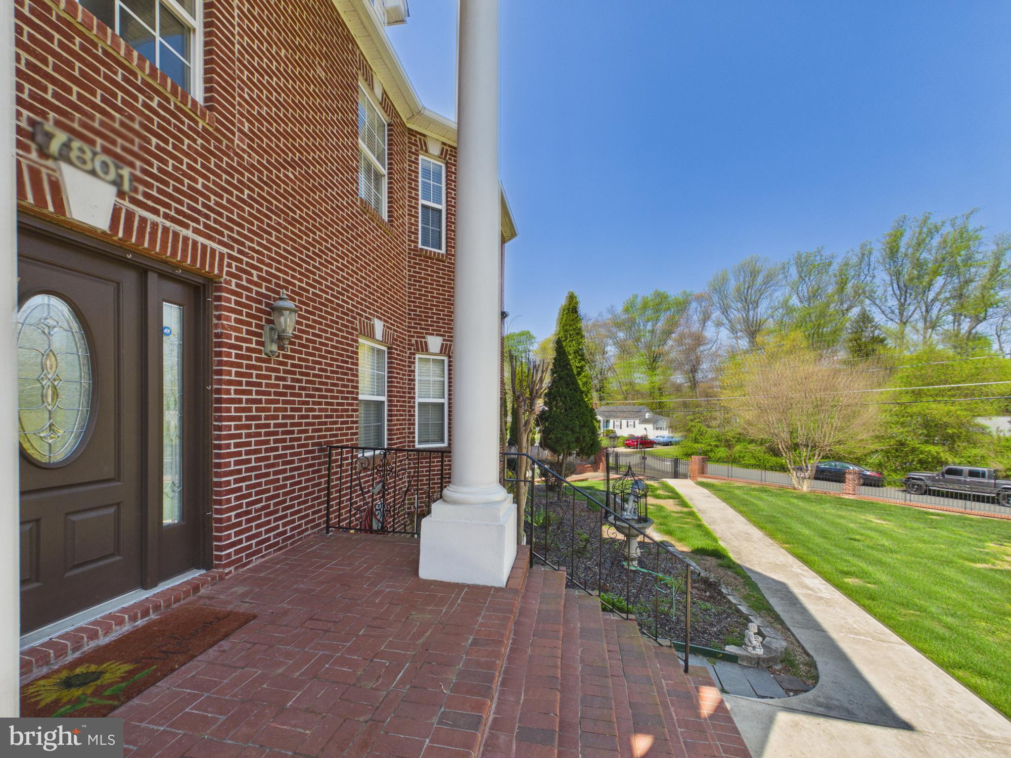 7801 Ridgewood Drive Annandale, VA 22003 - Photo 4 of 72