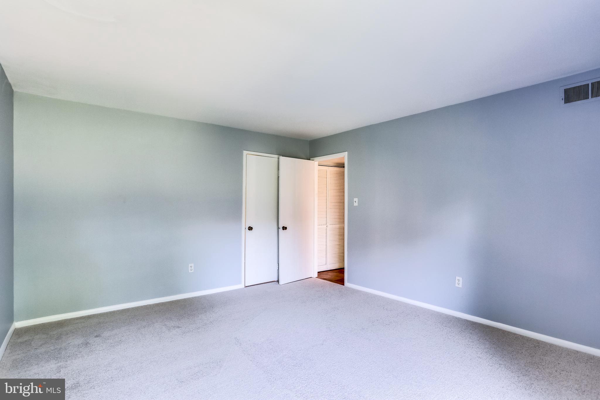 2101 Walsh View Terrace, Unit 17202 Silver Spring, MD 20902 - Photo 24 of 46 Gallery Image 24