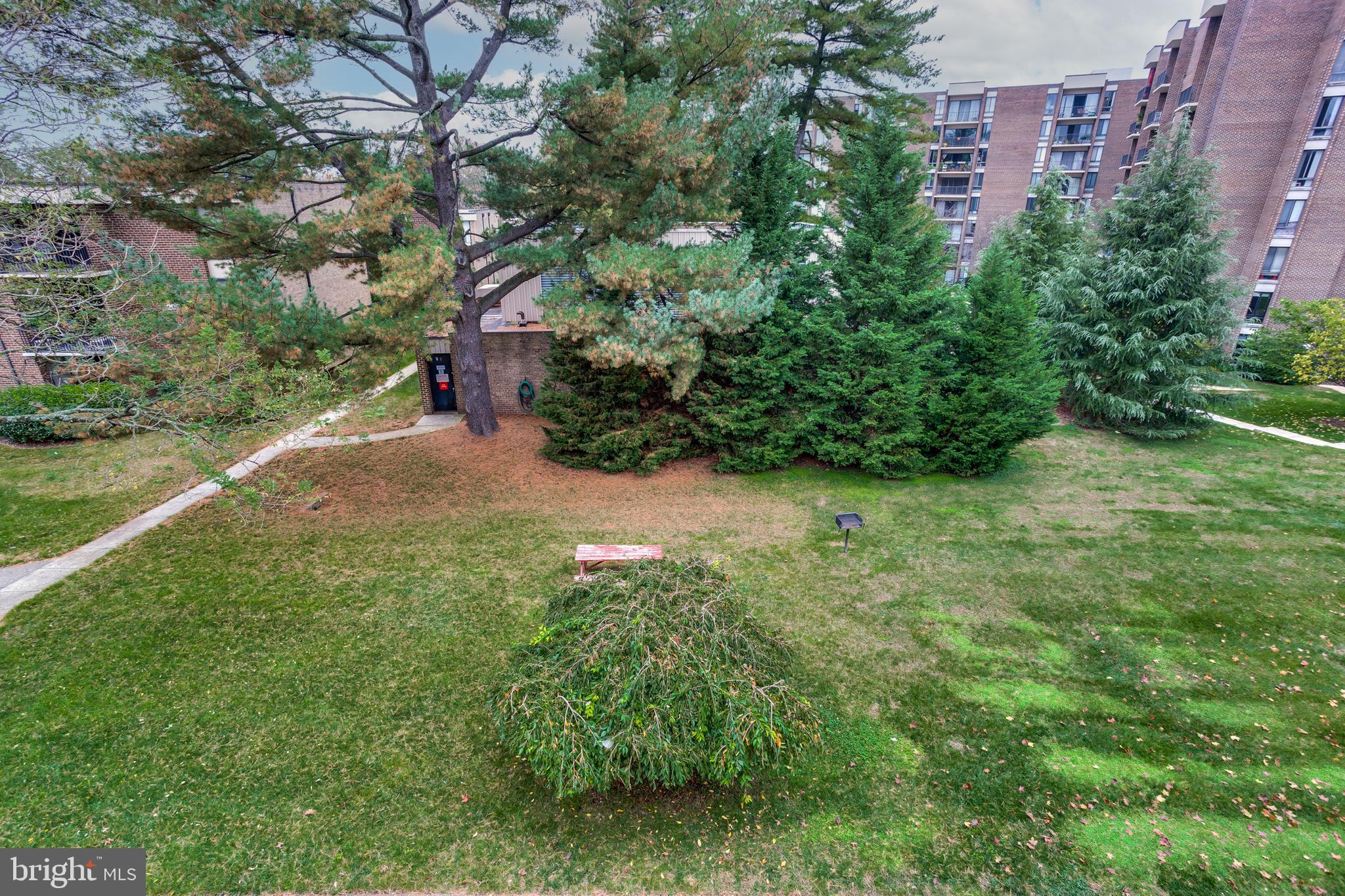 2101 Walsh View Terrace, Unit 17202 Silver Spring, MD 20902 - Photo 43 of 46 Gallery Image 43