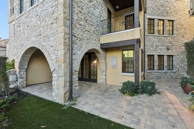 $2,275,000 | 10 Comillas Drive, Westlake, TX 76262