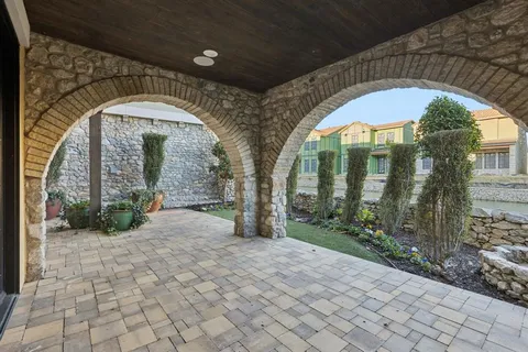 $2,275,000 | 10 Comillas Drive, Westlake, TX 76262