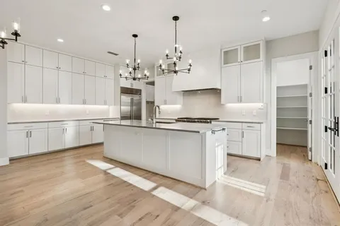 $2,275,000 | 10 Comillas Drive, Westlake, TX 76262