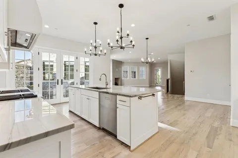 $2,275,000 | 10 Comillas Drive, Westlake, TX 76262