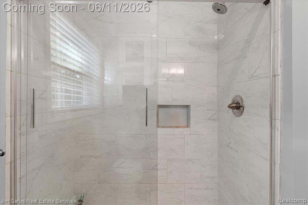 620 Neff Road Grosse Pointe, MI 48230 - Photo 15 of 40