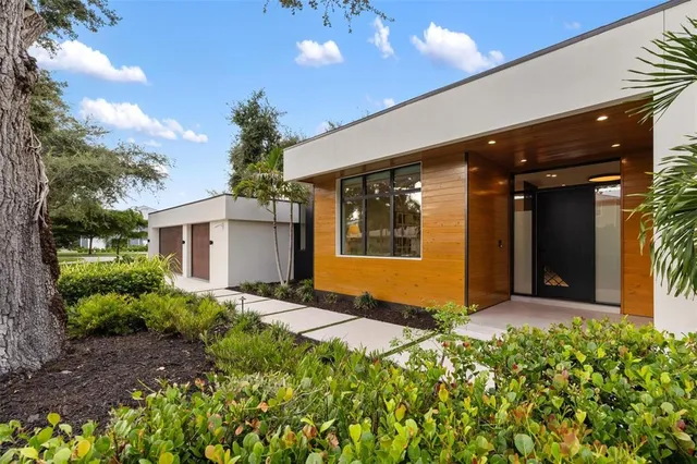 $4,311,400 | 1873 Rose Street, Sarasota, FL 34239