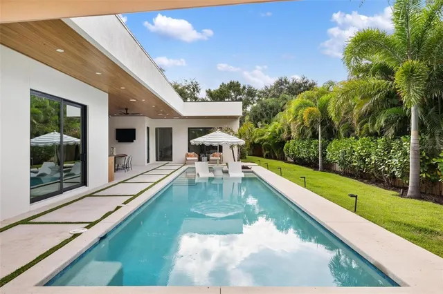 $4,311,400 | 1873 Rose Street, Sarasota, FL 34239