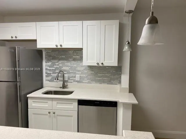 $2,200 | 550 Southwest 2nd Avenue, Unit 1210, Boca Raton, FL 33432