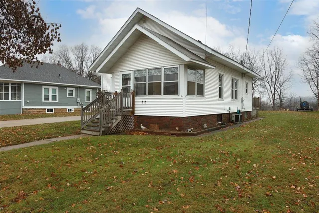 $229,900 | 315 12th Avenue West, Menomonie, WI 54751