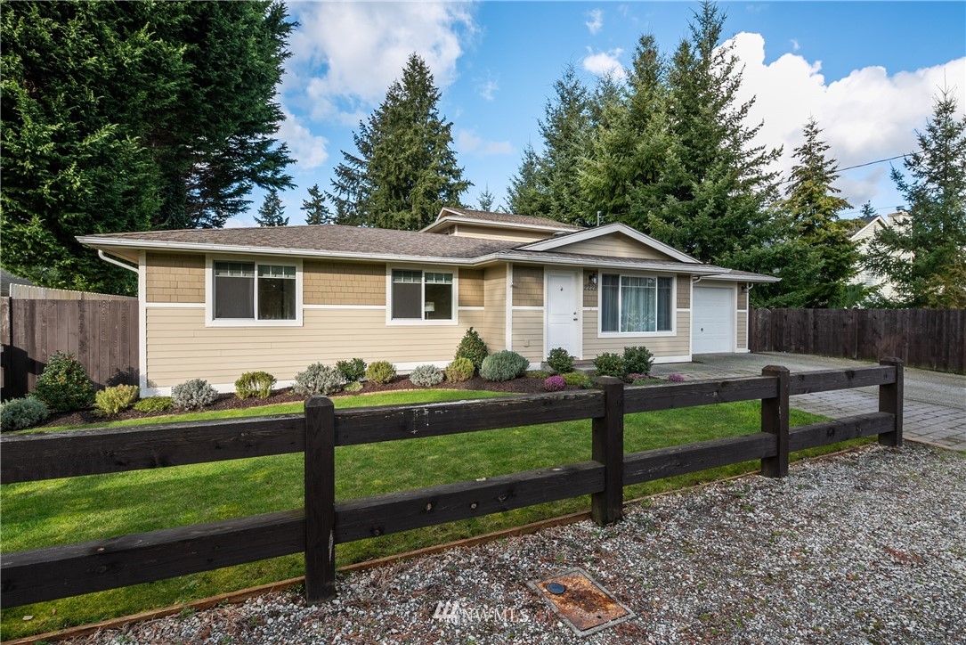 2228 Northeast 20th Street Renton, WA 98056 - Photo 2 of 37 Gallery Image 2