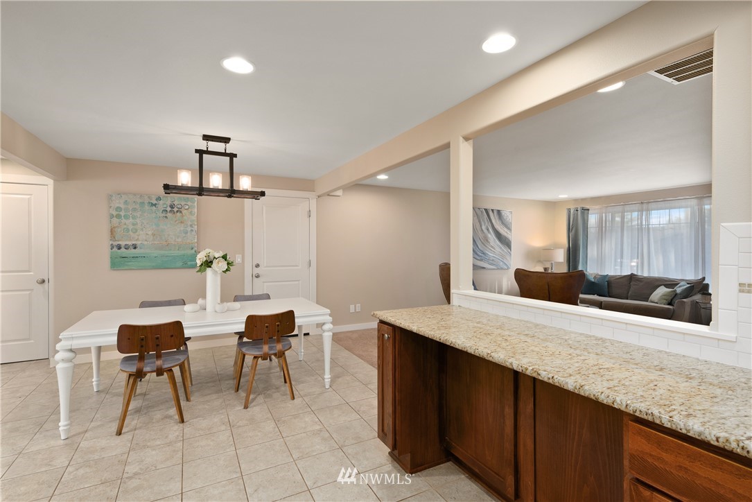 2228 Northeast 20th Street Renton, WA 98056 - Photo 12 of 37 Gallery Image 12