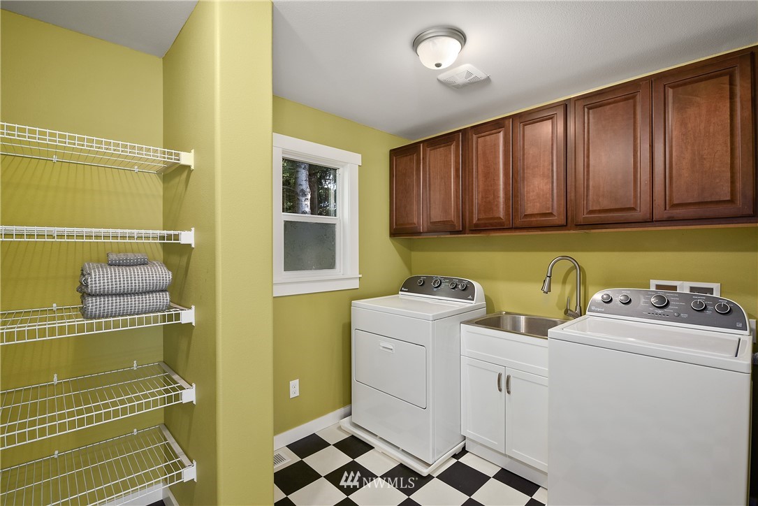 2228 Northeast 20th Street Renton, WA 98056 - Photo 18 of 37 Gallery Image 18