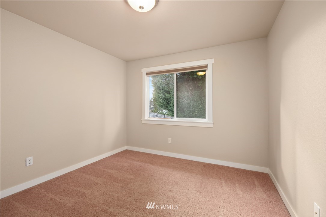 2228 Northeast 20th Street Renton, WA 98056 - Photo 27 of 37 Gallery Image 27