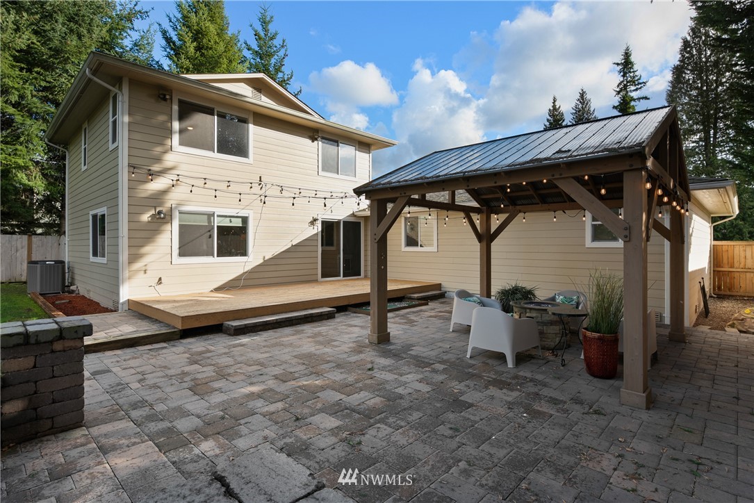 2228 Northeast 20th Street Renton, WA 98056 - Photo 32 of 37 Gallery Image 32