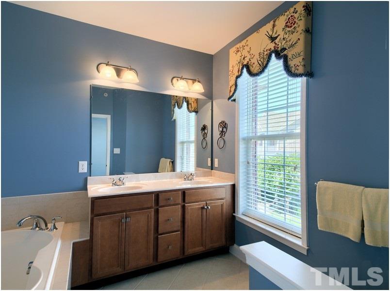 10511 Sablewood Drive, Unit 103 Raleigh, NC 27617 - Photo 14 of 25