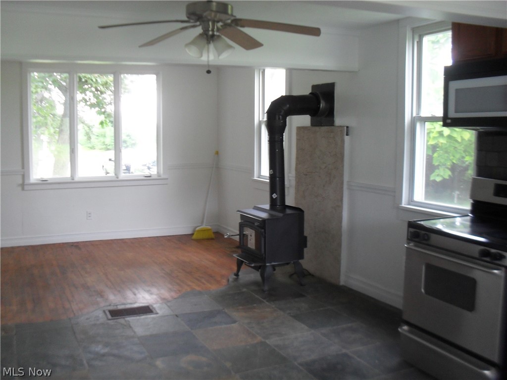 5874 Fenn Road Medina, OH 44256 - Photo 4 of 11