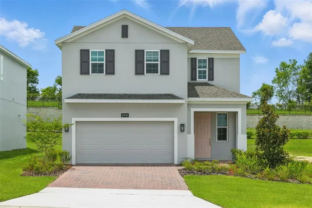 $399,990 | 27476 Black Kite Avenue, Howey-in-the-Hills, FL 34737