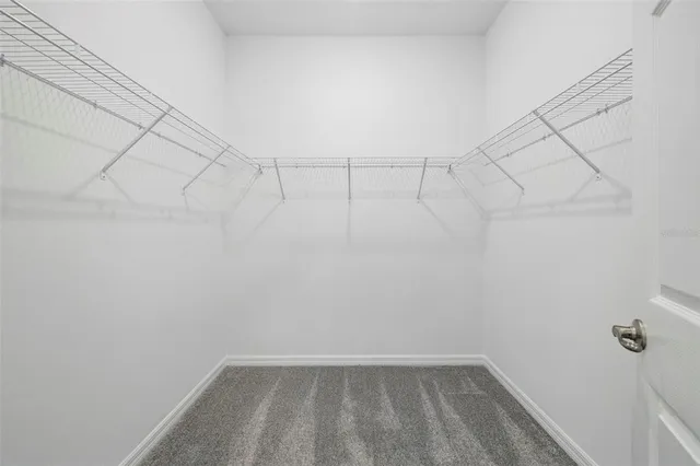 $399,990 | 27476 Black Kite Avenue, Howey-in-the-Hills, FL 34737