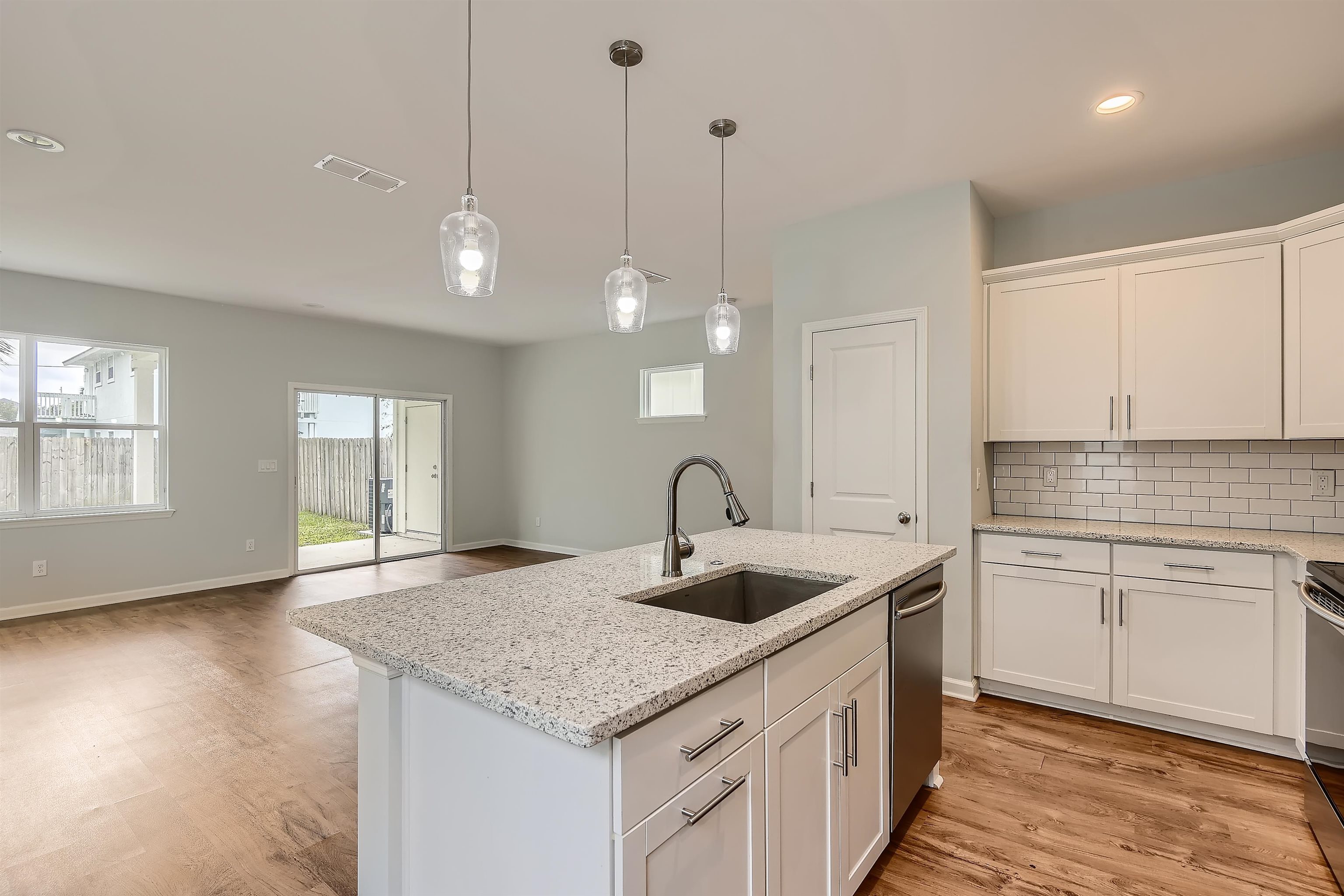 120 Jackson Road Atlantic Beach, FL 32233 - Photo 9 of 33 Gallery Image 9