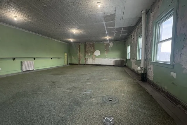 $1,500 | 128 Nanticoke Avenue, Unit 3, Endicott, NY 13760