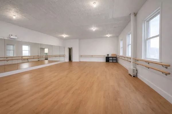 $1,300 | 128 Nanticoke Avenue, Unit 3, Endicott, NY 13760