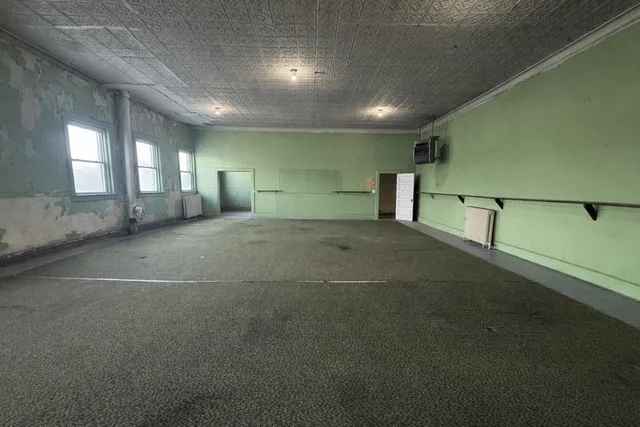 $1,500 | 128 Nanticoke Avenue, Unit 3, Endicott, NY 13760